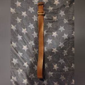 Size Medium Lauren Ralph Lauren genuine leather belt.